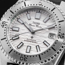 Load image into Gallery viewer, Thorn Steel Diver