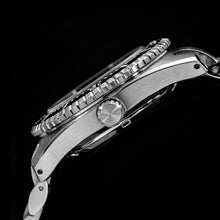 Load image into Gallery viewer, Thorn Steel Diver