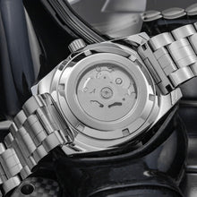 Load image into Gallery viewer, Thorn Steel Diver