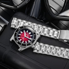 Load image into Gallery viewer, Thorn Steel Diver