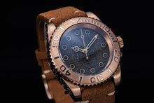 Load image into Gallery viewer, Shirryu Bronze Diver