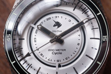 Load image into Gallery viewer, Proxima 65 PX01 Silver Dial