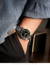 Load image into Gallery viewer, Iron Watch Vintage Sub Diver 6204