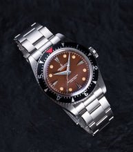 Load image into Gallery viewer, Hruodland Adventurer Vintage Sub