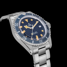 Load image into Gallery viewer, Thorn Vintage Snowflake Sub Diver - WR Watches