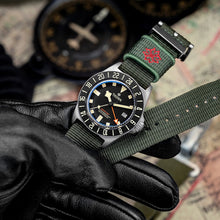 Load image into Gallery viewer, Thorn Titanium FXD GMT Diver