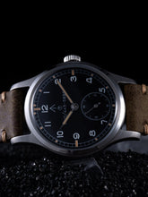 Load image into Gallery viewer, Hruodland Vintage WWII Military Watch - WR Watches