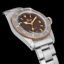 Load image into Gallery viewer, Thorn Big Crown Vintage 6200 Diver - WR Watches