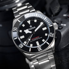 Load image into Gallery viewer, Thorn Titanium Pelagos Exploration Road Diver