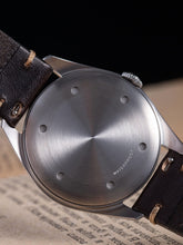 Load image into Gallery viewer, Hruodland Vintage Rail Watch - WR Watches