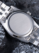 Load image into Gallery viewer, Hruodland Vintage DJ Watch - WR Watches