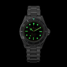 Load image into Gallery viewer, Thorn Vintage Snowflake Sub Diver - WR Watches