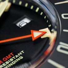 Load image into Gallery viewer, Thorn Titanium FXD GMT Diver