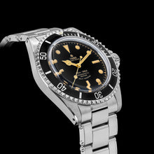 Load image into Gallery viewer, Thorn Vintage Snowflake Sub Diver - WR Watches