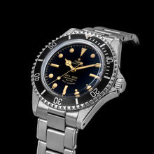 Load image into Gallery viewer, Thorn Vintage Snowflake Sub Diver - WR Watches