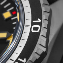 Load image into Gallery viewer, Thorn Titanium Royal Dagger Military Diver