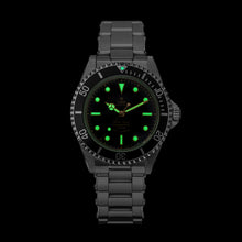 Load image into Gallery viewer, Thorn Vintage Snowflake Sub Diver - WR Watches