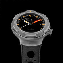 Load image into Gallery viewer, Thorn Titanium Retro Military Diver