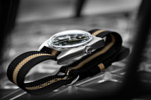 Load image into Gallery viewer, Rdunae Military Field Watch RA02