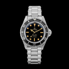 Load image into Gallery viewer, Thorn Vintage Snowflake Sub Diver - WR Watches