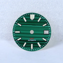 Load image into Gallery viewer, Malachite Green GMT Dial for Seiko NH34 Mod