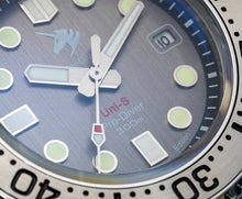 Load image into Gallery viewer, Proxima MM300 Grey Highbeat