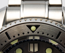 Load image into Gallery viewer, Proxima MM300 Grey Highbeat