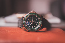 Load image into Gallery viewer, Proxima Bronze Samurai Green