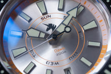 Load image into Gallery viewer, Proxima Tuna Day-date Silver - WR Watches