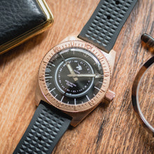 Load image into Gallery viewer, Proxima Bronze 65 PX01 Black Dial
