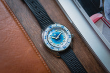 Load image into Gallery viewer, Proxima MM300 Arctic SW200