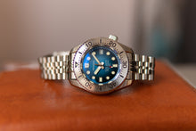 Load image into Gallery viewer, Proxima MM300 Blue