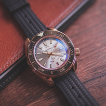 Load image into Gallery viewer, Proxima Bronze MM300 Day-date Silver Dial