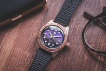 Load image into Gallery viewer, Proxima Bronze 65 Venom