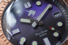 Load image into Gallery viewer, Proxima Bronze 65 Venom