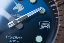 Load image into Gallery viewer, Proxima Bronze 65 Abyssal - WR Watches