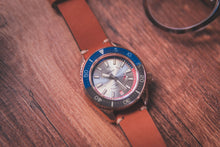 Load image into Gallery viewer, Proxima Bronze MM300 Day-date Silver Dial