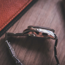 Load image into Gallery viewer, Proxima MM300 - WR Watches PLT