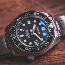 Load image into Gallery viewer, Proxima MM300 - WR Watches PLT