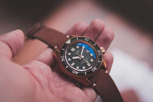 Load image into Gallery viewer, Proxima Bronze MM300 Miyota 9015 (HIMQ logo)