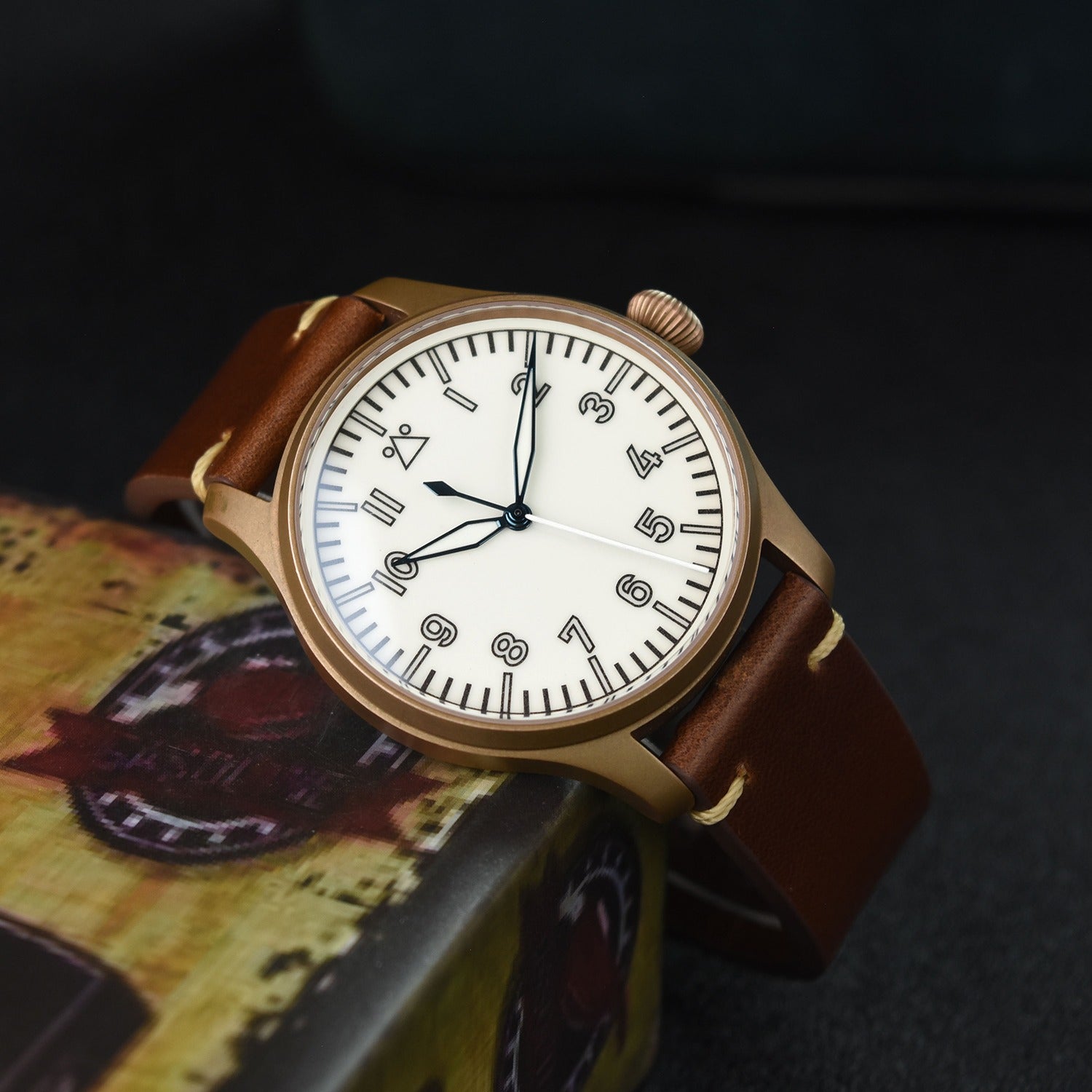 Hruodland Bronze Pilot | WR Watches