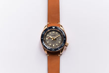 Load image into Gallery viewer, Proxima Meteorite Bronze MM300