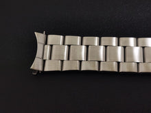 Load image into Gallery viewer, Stainless Steel Bracelet For Casio MDV106-1A / MDV107-1A1 / MDV107-1A2