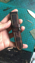 Load image into Gallery viewer, Camo Vegetable Tanned Leather Strap